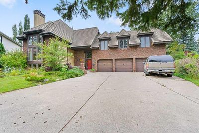 123 Coach Light Bay Sw, House detached with 7 bedrooms, 4 bathrooms and 8 parking in Calgary AB | Image 2