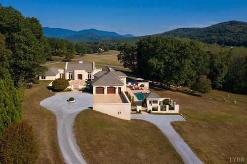 1209 Sycamore Creek Dr, Goode, VA, 24556-3013 | Card Image