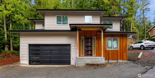 4750 Lost Creek Ln, Bellingham, WA, 98229-2574 | Card Image