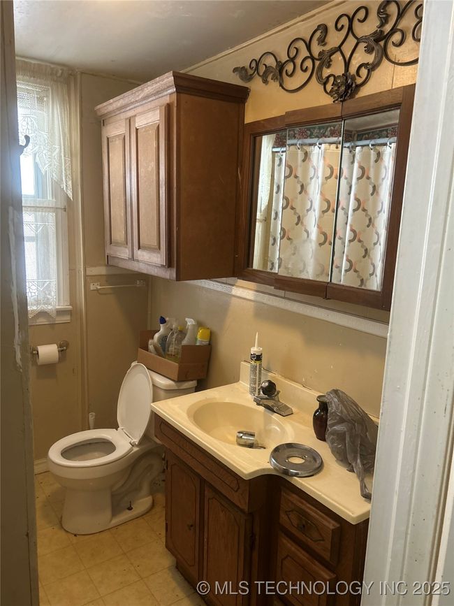 220 Comanche Ave, House other with 2 bedrooms, 1 bathrooms and null parking in McAlester OK | Image 23