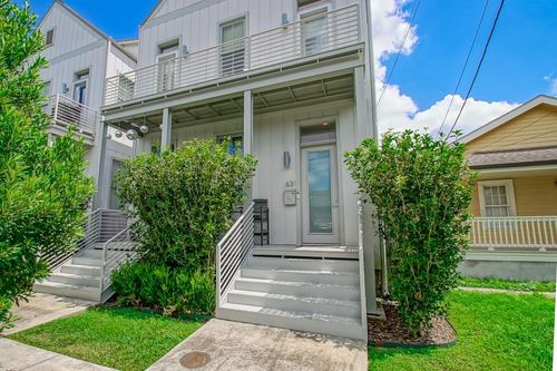 631-631 Philip St, New Orleans, LA, 70130-5461 | Card Image