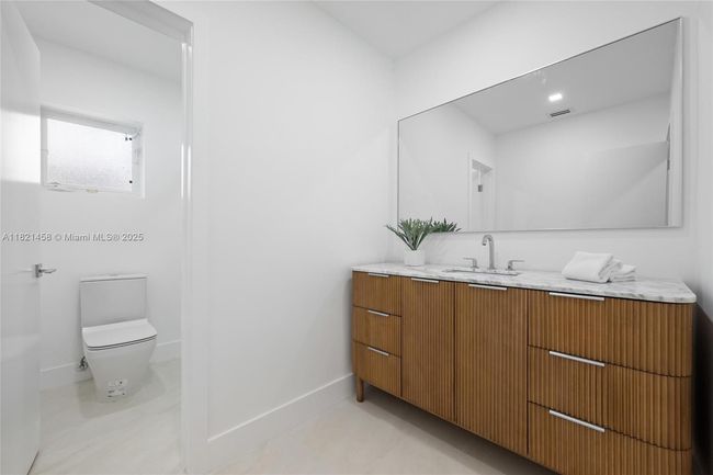 5211 Granada Blvd, House other with 4 bedrooms, 3 bathrooms and null parking in Coral Gables FL | Image 15