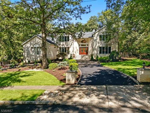 60 Gathering Rd, Pine Brook, NJ, 07058-9517 | Card Image