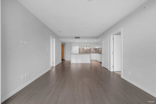 815-3699 Sexsmith Rd, Richmond, BC, V6X0W4 | Card Image