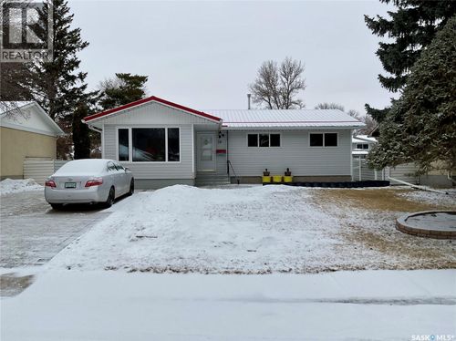 28 Matheson Cres, Regina, SK, S4R5C4 | Card Image