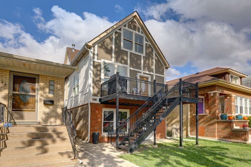 5040 W Berenice Ave, CHICAGO, IL, 60641-2630 | Card Image