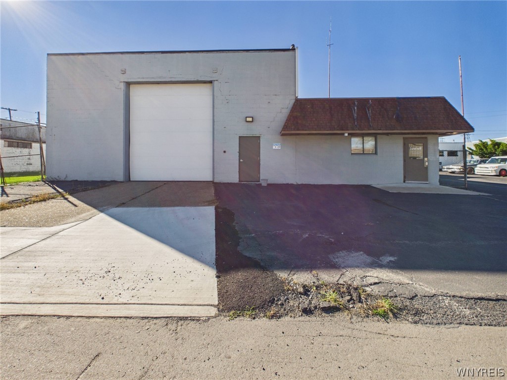 262 Woodward Ave, Kenmore, NY 14217