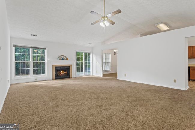 10650 Plantation Dr, House other with 3 bedrooms, 2 bathrooms and 2 parking in Alpharetta GA | Image 5
