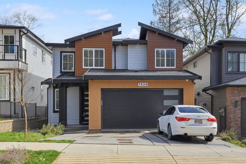 7020 205 St, Langley, BC, V2Y1S9 | Card Image