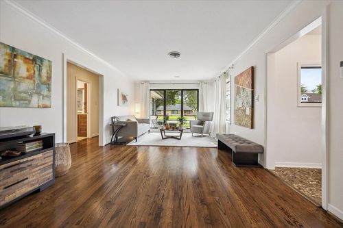 6230 Waltway Dr, Houston, TX, 77008-6262 | Card Image