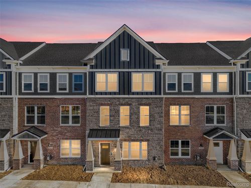 43173 Atwood Ave, Novi, MI, 48375-4531 | Card Image