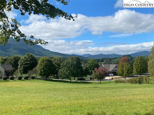 32 Olde Charter Cir, Jefferson, NC, 28640 | Card Image