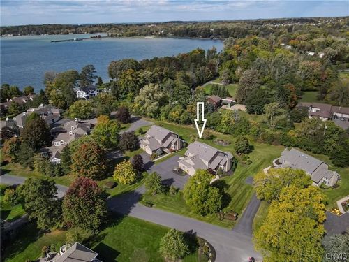 24 Willowbrook Dr, Owasco, NY, 13021-9665 | Card Image