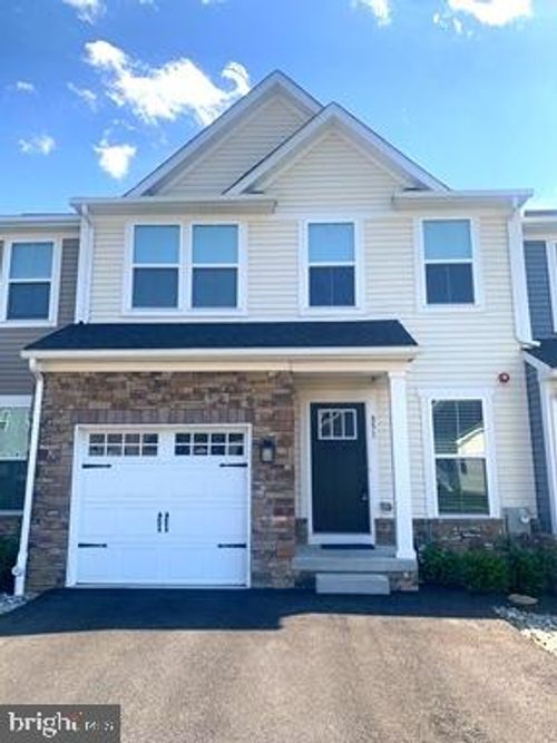 851 Fountain Trl, KENNETT SQUARE, PA, 19348-1928 | Card Image