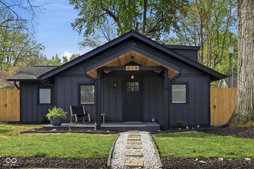 819 56th St, Indianapolis, IN, 46220-3145 | Card Image