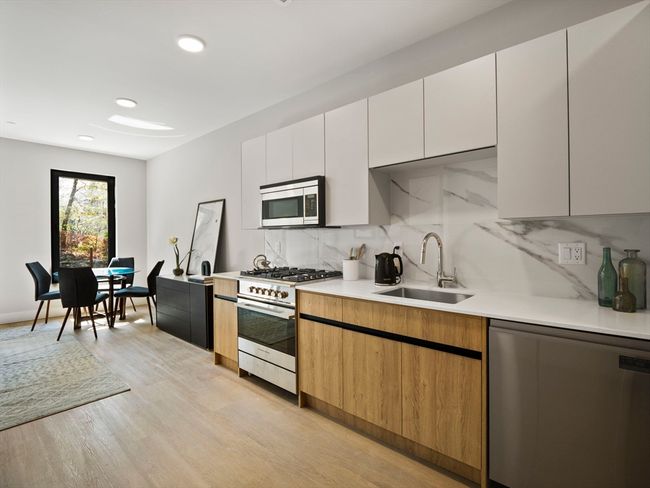 APT-207 - 249 Corey Rd, Condo with 2 bedrooms, 2 bathrooms and 1 parking in Boston MA | Image 6