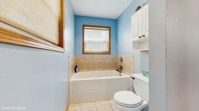 1464 Manor Dr, House other with 3 bedrooms, 2 bathrooms and null parking in Twin Lakes WI | Image 9
