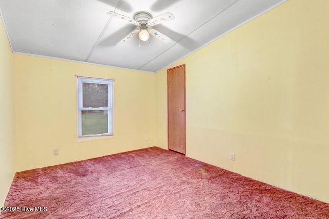 2582 Bakers Chapel Rd, House other with 3 bedrooms, 2 bathrooms and 4 parking in Smithfield NC | Image 15