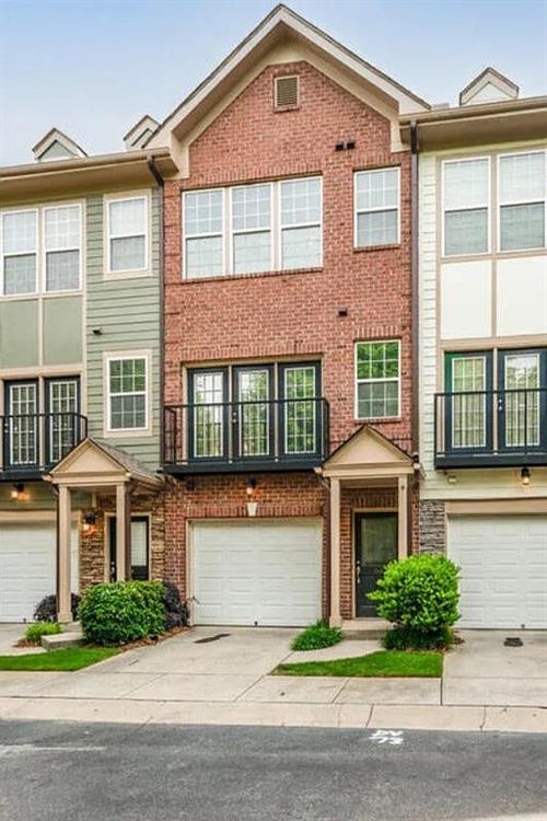 3741 Ashford Creek Ave Ne, Brookhaven, GA, 30319-5061 | Card Image