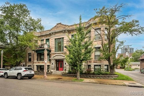 2n-19 N Taylor Avenue 2n, Saint Louis, MO, 63108 | Card Image