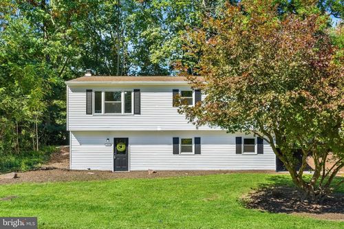 35 White Oak Ln, ETTERS, PA, 17319-9748 | Card Image