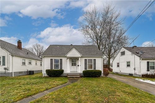 675 Reed Avenue, Akron, OH, 44306 | Card Image