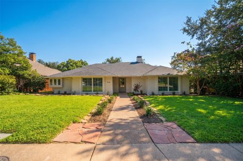 7230 Claybrook Drive, Dallas, TX, 75231 | Card Image