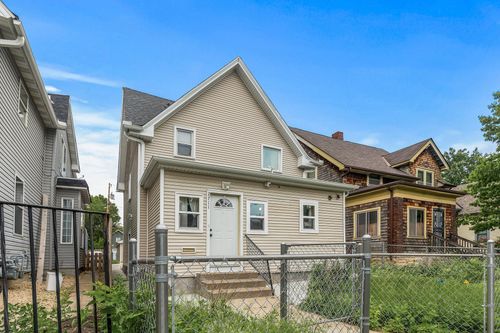 2711 14th Ave S, Minneapolis, MN, 55407-1126 | Card Image
