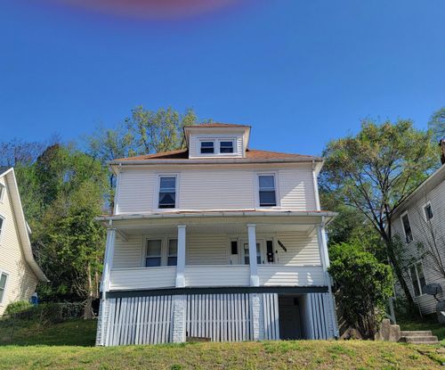 1205 Kerns Ave Sw, Roanoke, VA, 24015-2536 | Card Image
