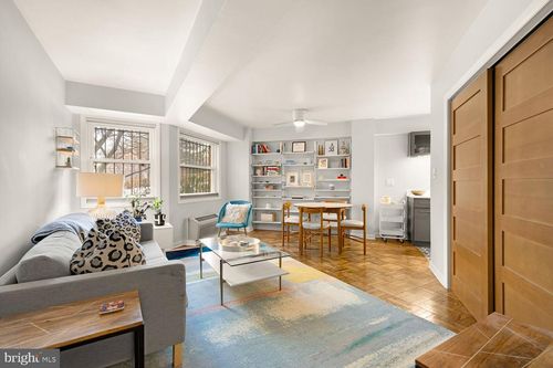 222-1801 Clydesdale Pl Nw, WASHINGTON, DC, 20009-6001 | Card Image