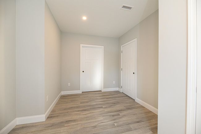 4 Delphi Way, Condo with 2 bedrooms, 2 bathrooms and null parking in Londonderry NH | Image 18