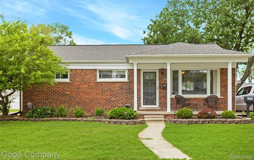 905 Parliament Ave, Madison Heights, MI, 48071-2996 | Card Image