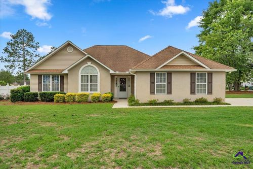 403 Westchester Dr, Dublin, GA, 31021-3891 | Card Image