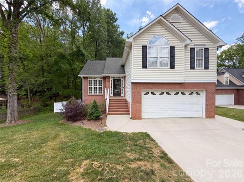 319 Beacon Hills Dr, Gastonia, NC, 28056-8369 | Card Image