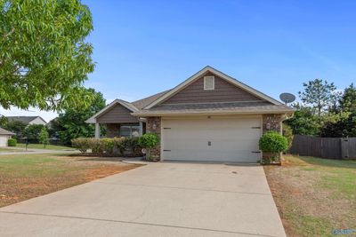 101 Middlewich Drive, House other with 4 bedrooms, 2 bathrooms and null parking in Madison AL | Image 3