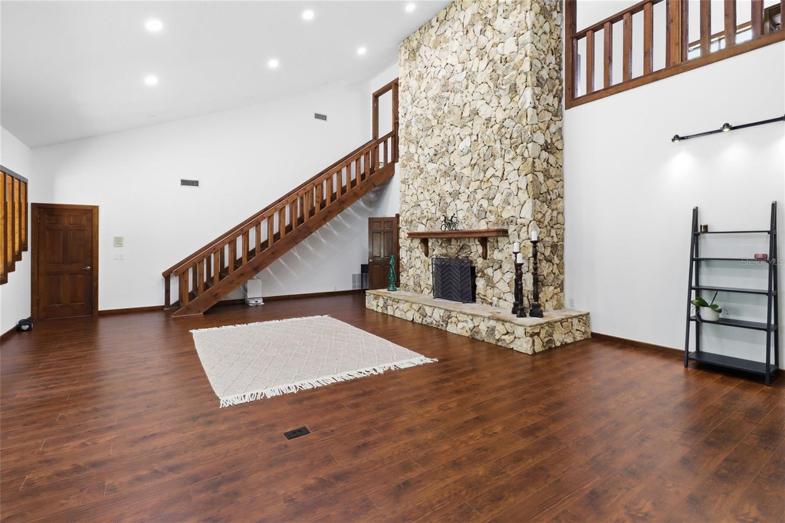 Residential in WINTER SPRINGS 3