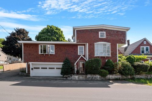 15 Railroad St, Haverhill, MA, 01835-7552 | Card Image