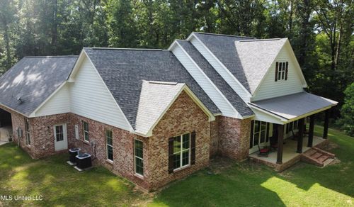 1425 Pine Hill Dr, Raymond, MS, 39154-8946 | Card Image