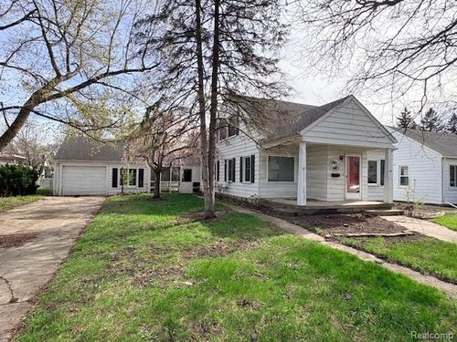 8112 Dale, Center Line, MI, 48015-1572 | Card Image