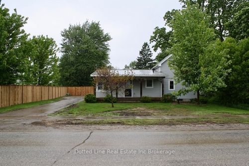 11683 Springfield Rd, Springfield, ON, N0L2J0 | Card Image