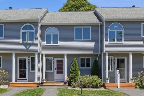 17b-2743 Cranberry Hwy, Wareham, MA, 02571-1090 | Card Image