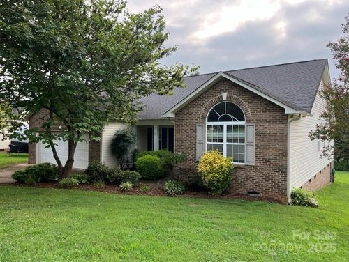 3501 Overbrook Dr, Conover, NC, 28613-8244 | Card Image