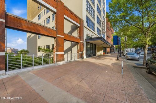 1010-116 S Gay St, Knoxville, TN, 37902-1095 | Card Image