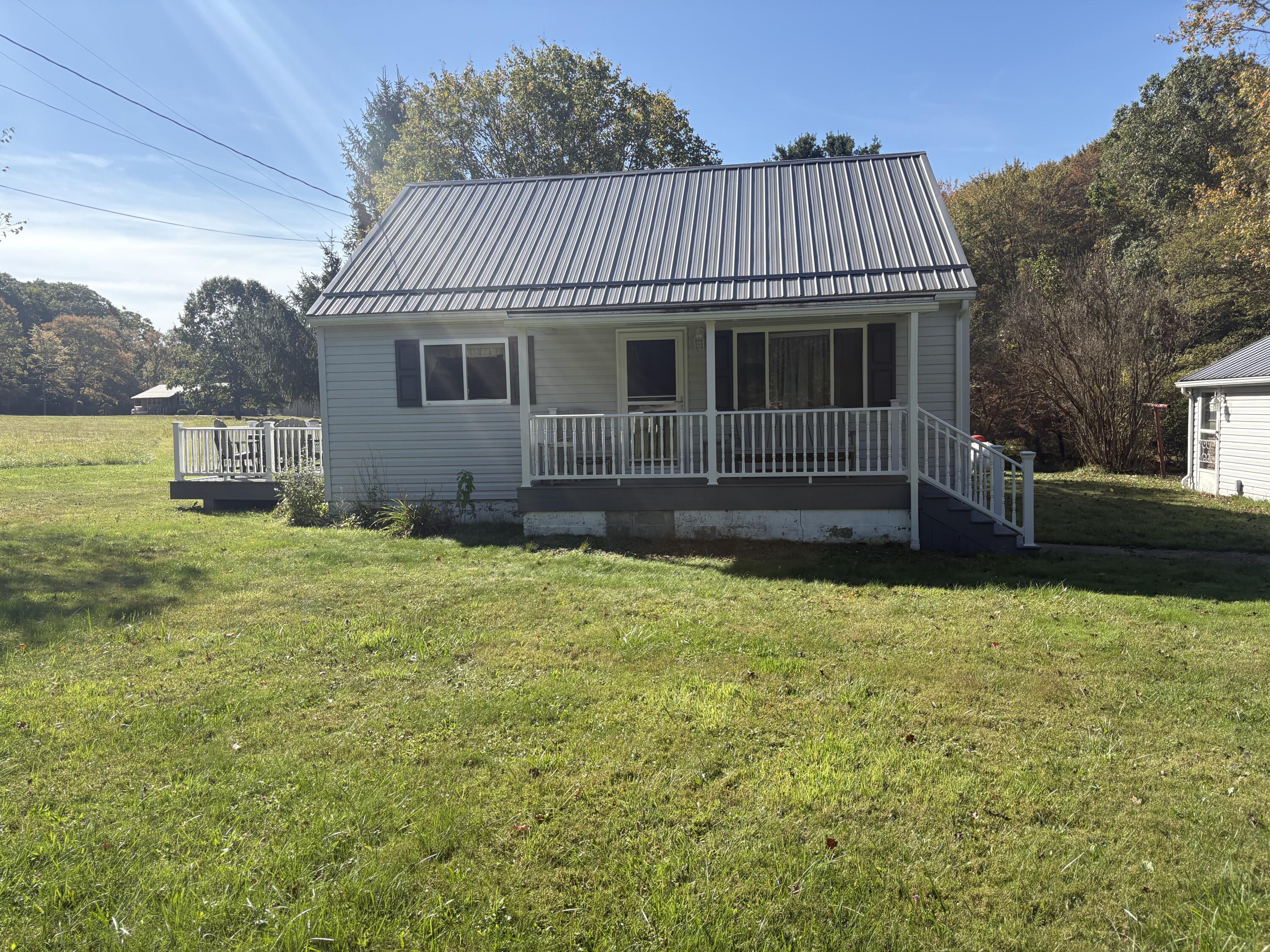 Residential in Coolspring 4