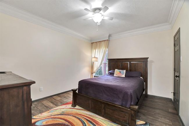 Versatile downstairs bedroom, perfect as a guest room or home office. | Image 24
