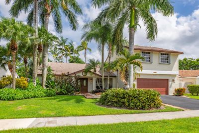 14431 Lexington Place, House other with 4 bedrooms, 2 bathrooms and null parking in Davie FL | Image 1