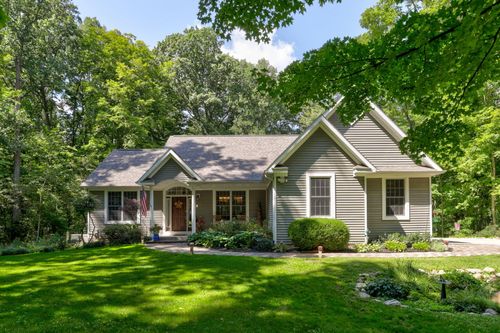 1130 Fallbrook, Allegan, MI, 49010-8106 | Card Image