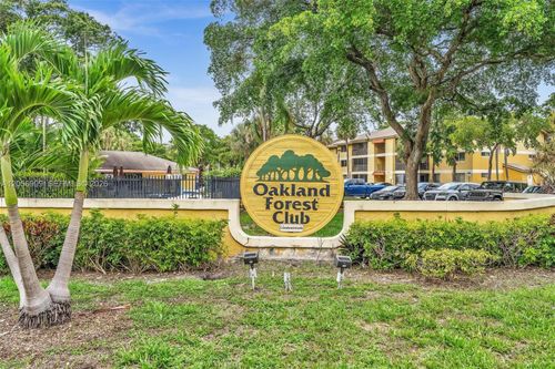 208-3021 N Oakland Forest Dr, Oakland Park, FL, 33309-7637 | Card Image