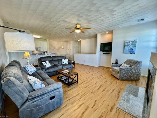 807 Turnberry Arch, House attached with 3 bedrooms, 2 bathrooms and null parking in Cape Charles VA | Image 5