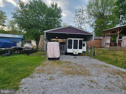 Block 2 lot 8 Cindy Ave, FALLING WATERS, WV, 25419 | Card Image